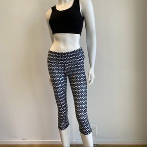 ALO YOGA Cropped Yoga Pant Size Small